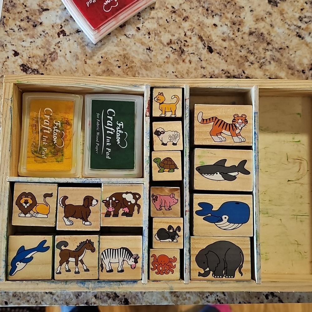 Melissa and Doug Animal Stamp Set for Kids